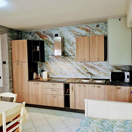 Kidonia - Iseo Lake Apartmens ซาเลมาราซิโน ภายนอก รูปภาพ