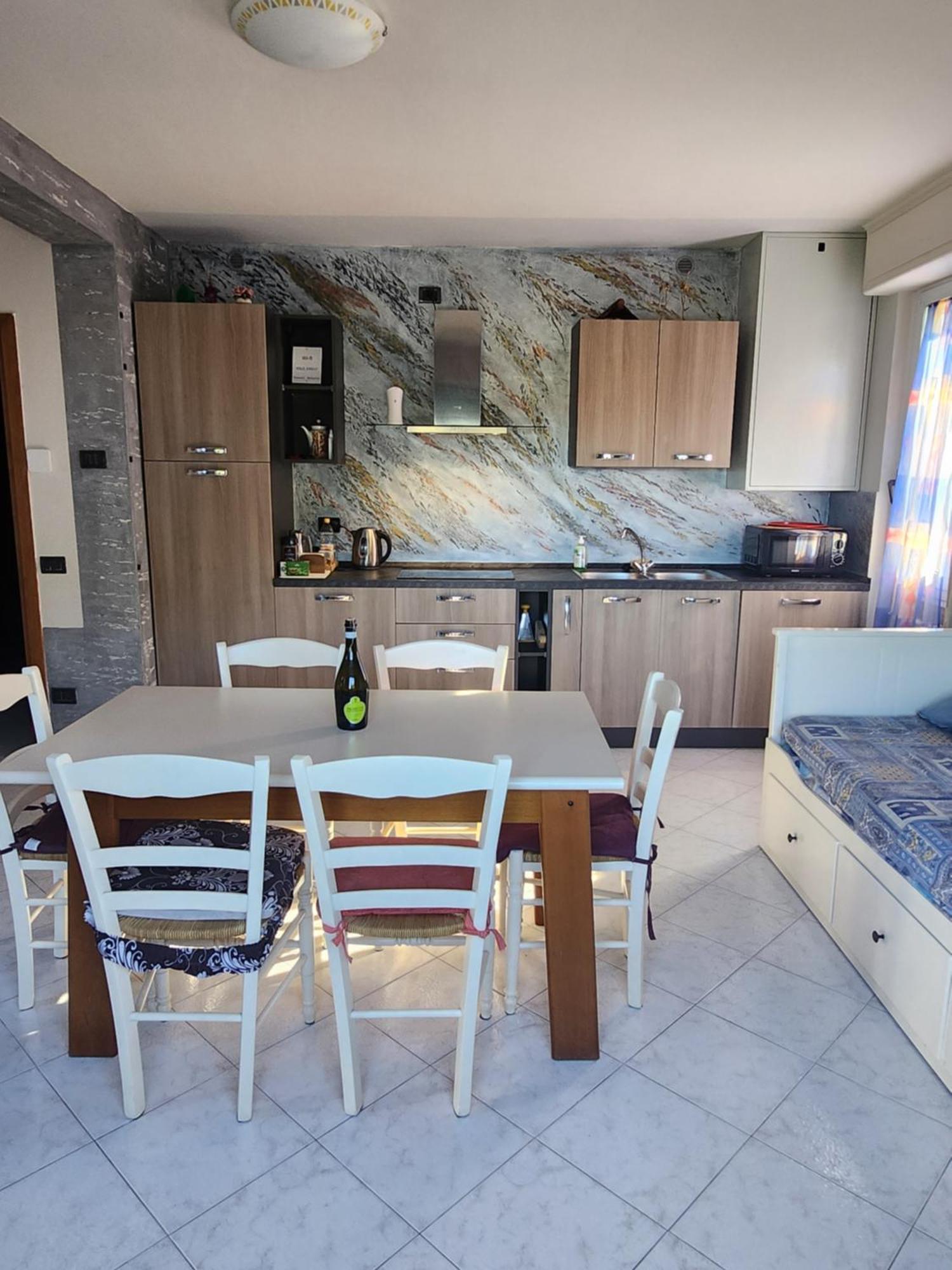 Kidonia - Iseo Lake Apartmens ซาเลมาราซิโน ภายนอก รูปภาพ